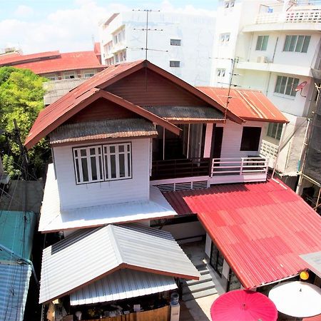 Thai Garden House Bangkok Exterior photo